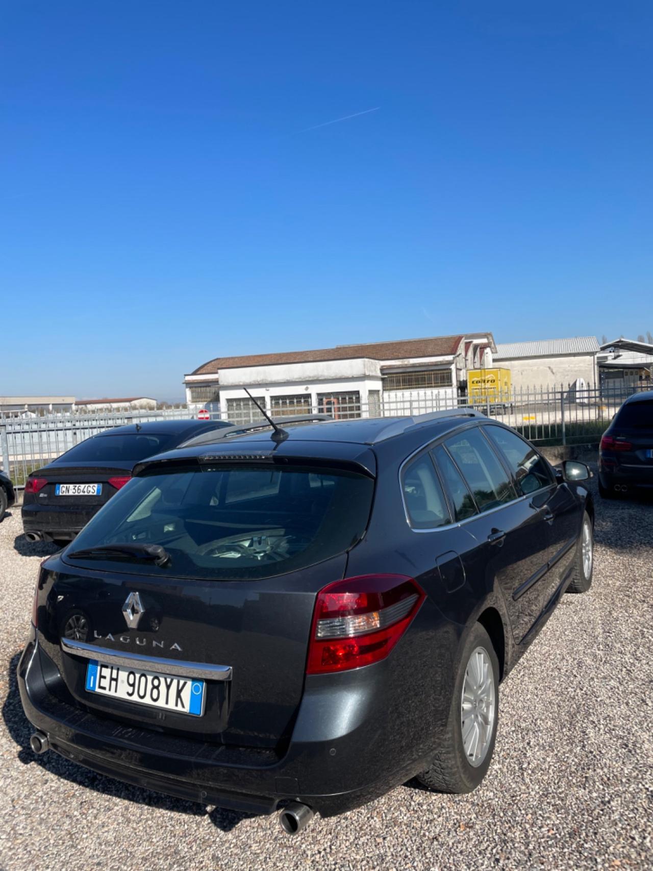 Renault Laguna 2.0 dCi 150CV SporTour Nav