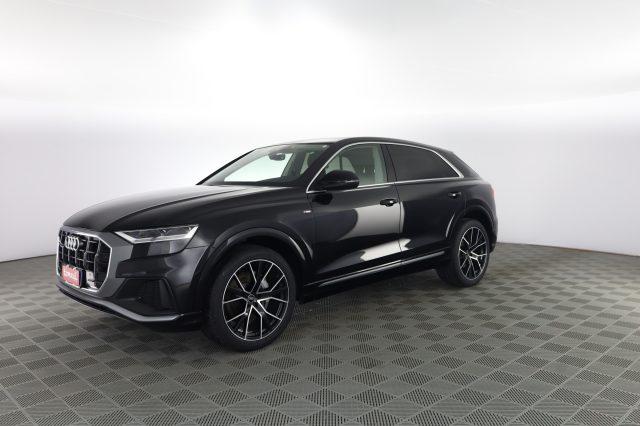 AUDI Q8 Q8 45 TDI quattro tiptronic