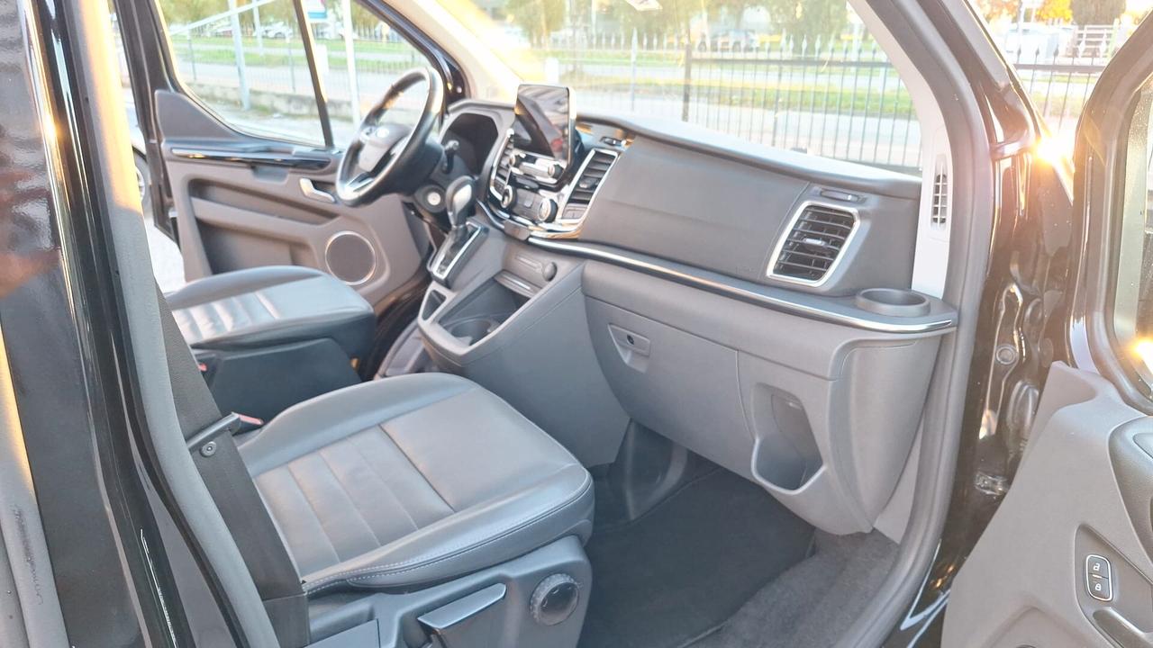 Ford Tourneo Custom 320 2.0 EcoBlue 185CV aut. PC Titanium 8 POSTI!!!