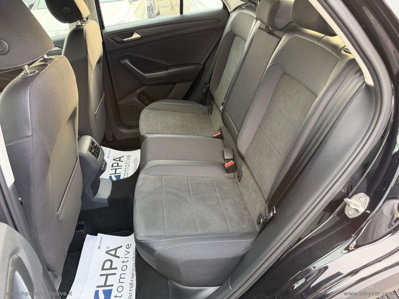 VOLKSWAGEN T-Roc 1.0 TSI Style NAVI LED IQ-LIGHT RETROCAMERA