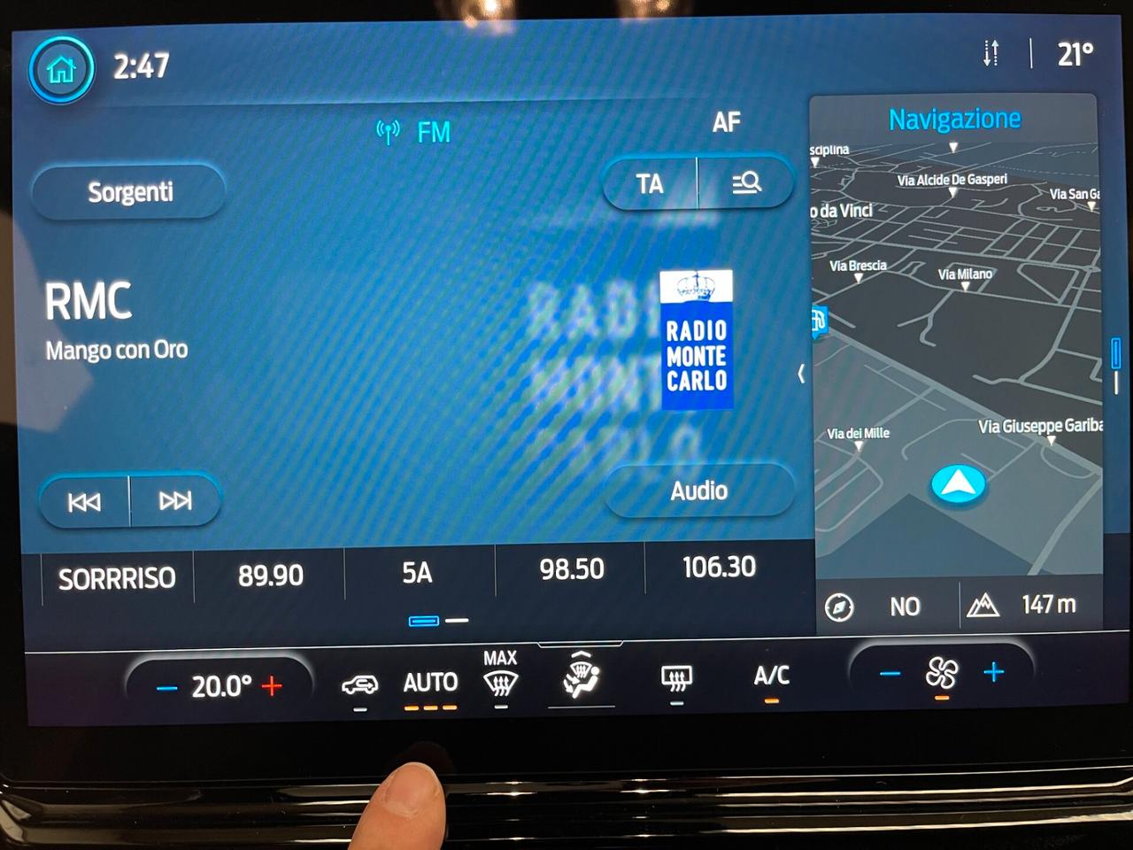 Ford Puma ST-Line 1.0 125cv hybrid-LEGGI SOTTO