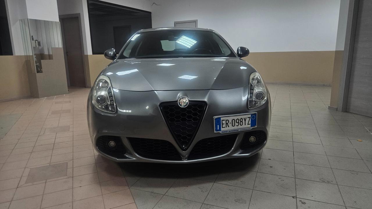 Alfa Romeo Giulietta 1.6 JTDm-2 105 CV Exclusive