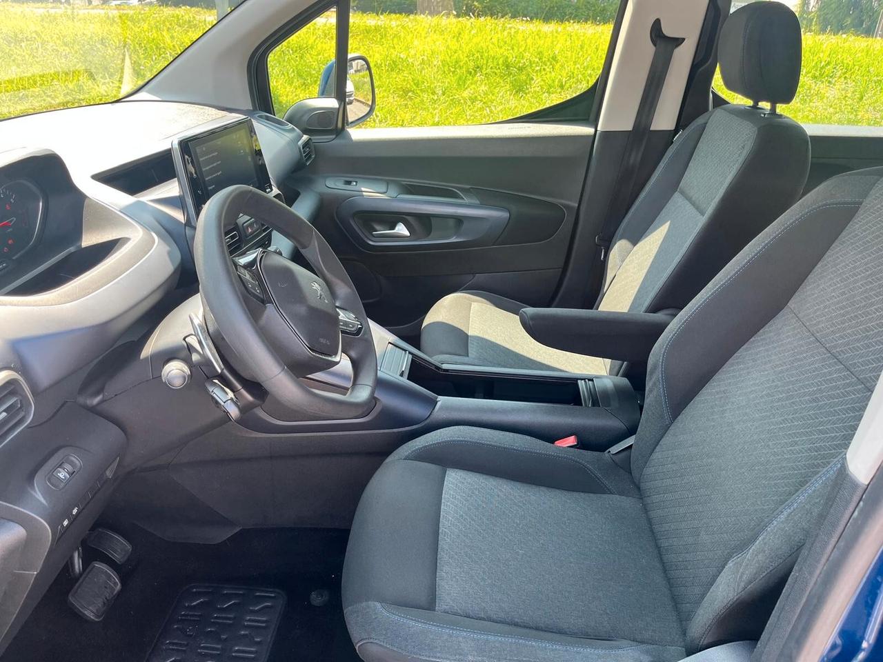 Peugeot Rifter BlueHDi 130 S&S Active Standard
