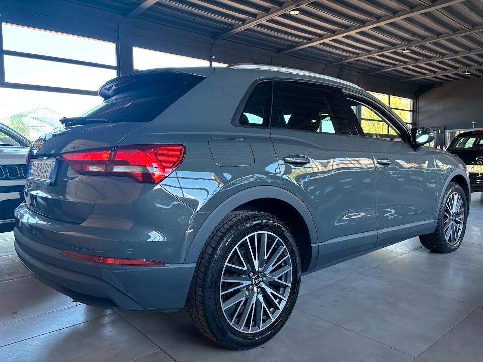 Audi Q3 35 TFSI S tronic 150CV MHEV