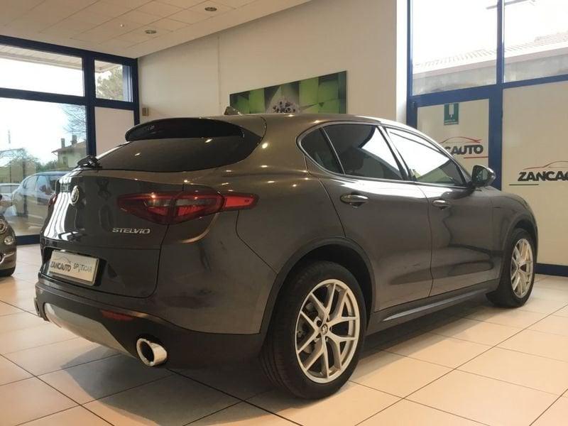 Alfa Romeo Stelvio 2.2 Turbodiesel 210 CV AT8 Q4 Super
