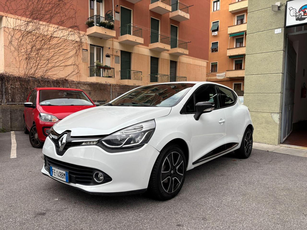 Renault Clio TCe 12V 90CV Start&Stop 5 porte Energy Intens