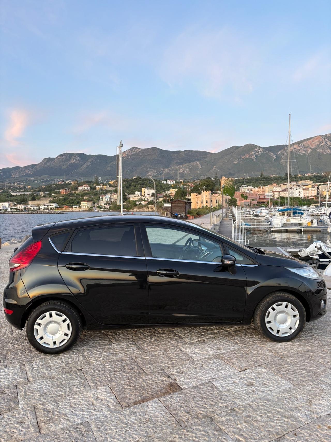 Ford Fiesta 1.4 TDCi 5p. Titanium