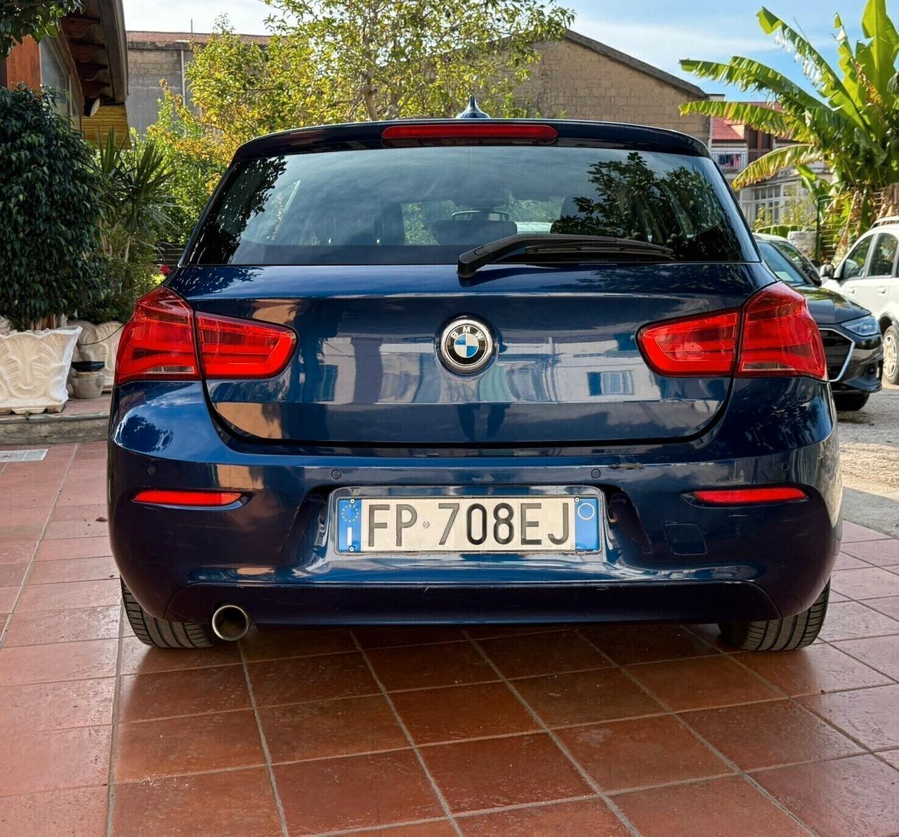 Bmw 118d 5p. Advantage cambio aut.