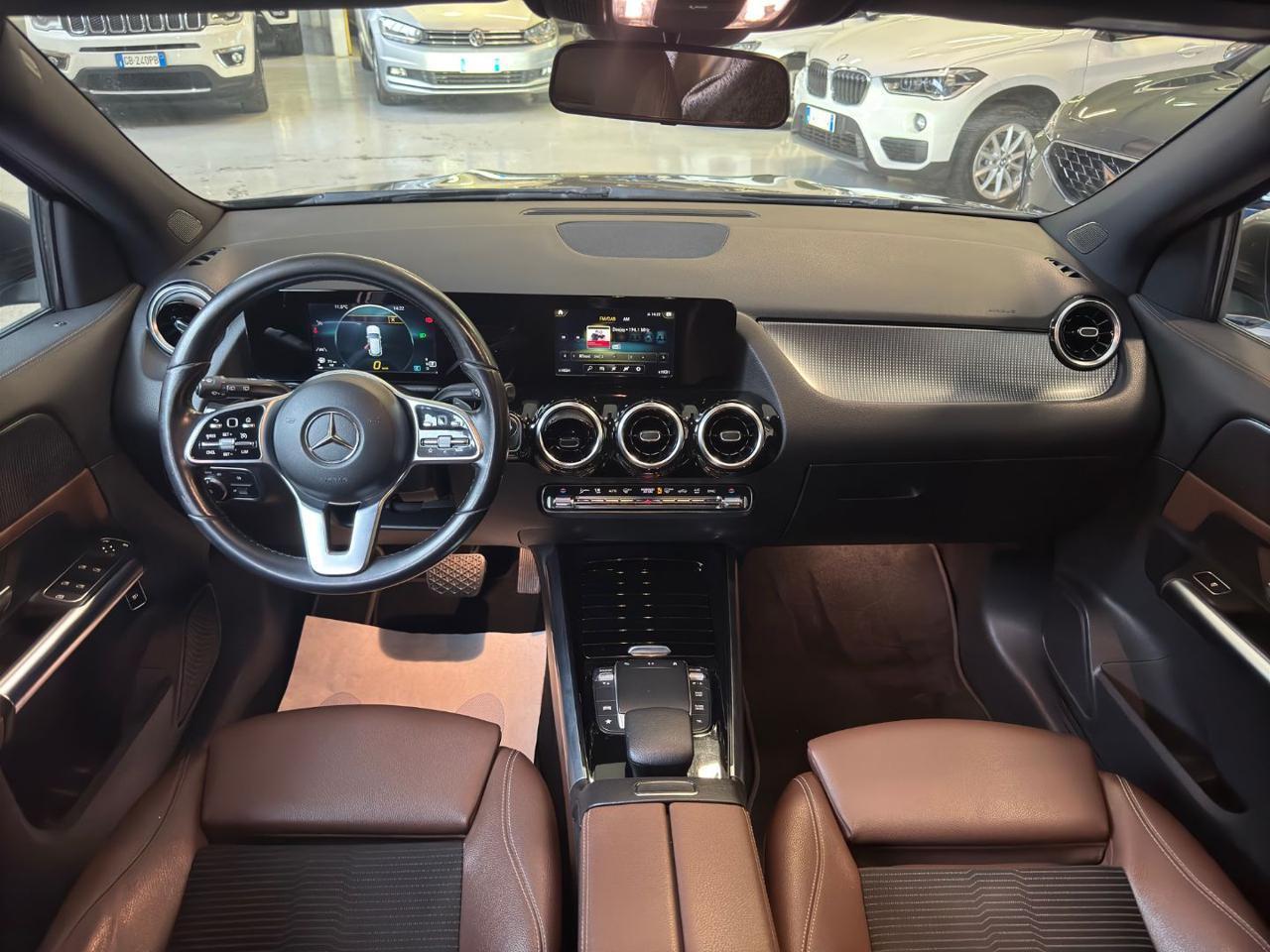 MERCEDES-BENZ GLA 200 d Automatic Sport Plus