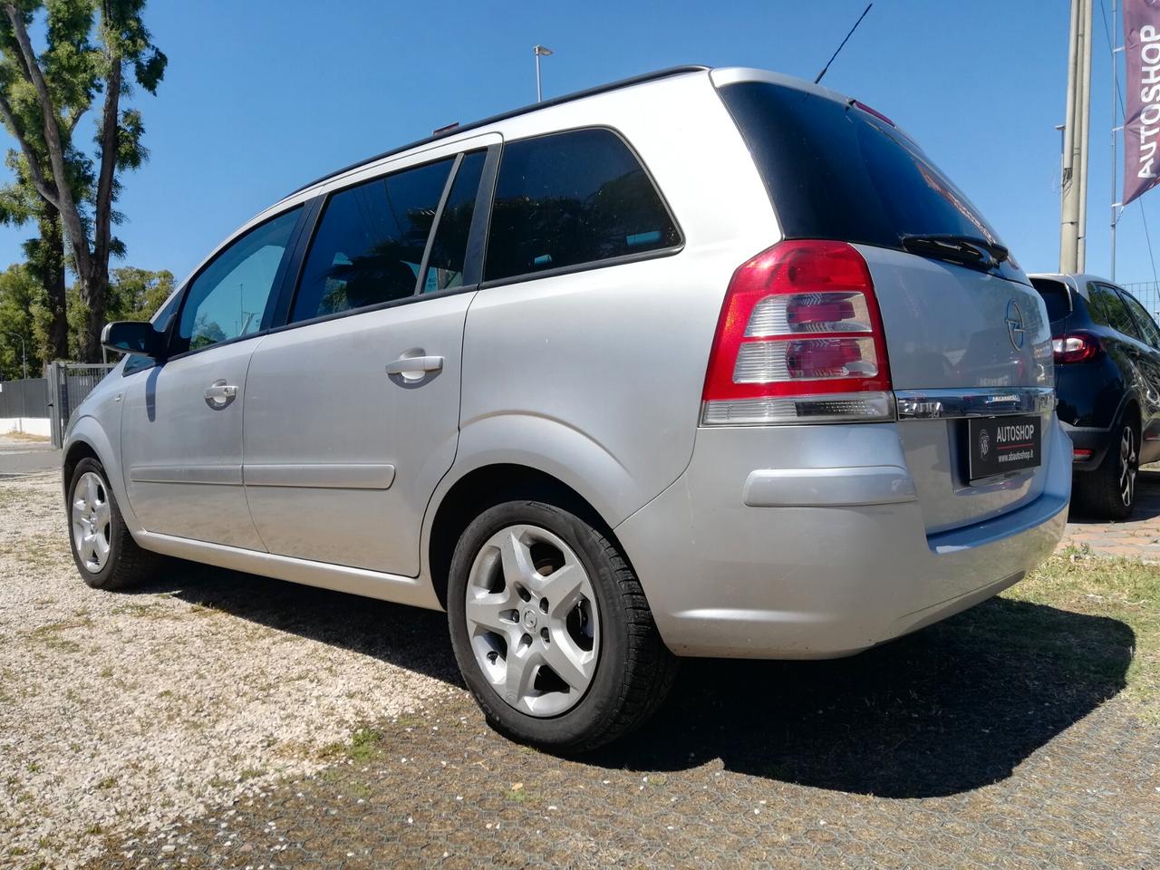 OPEL - Zafira - 1.9 CDTI 120CV Cosmo - UNIPRO - NEOPATENTATI