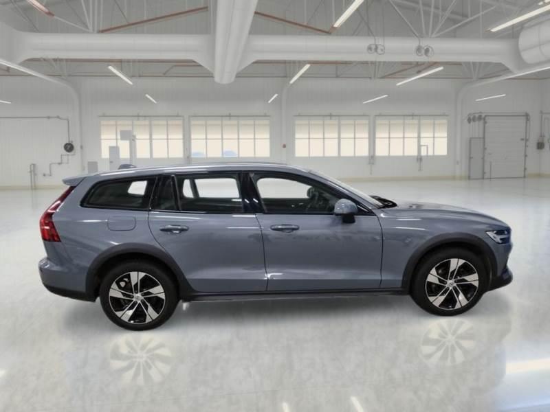 Volvo V60 2.0 B4 Ultimate AWD automatico