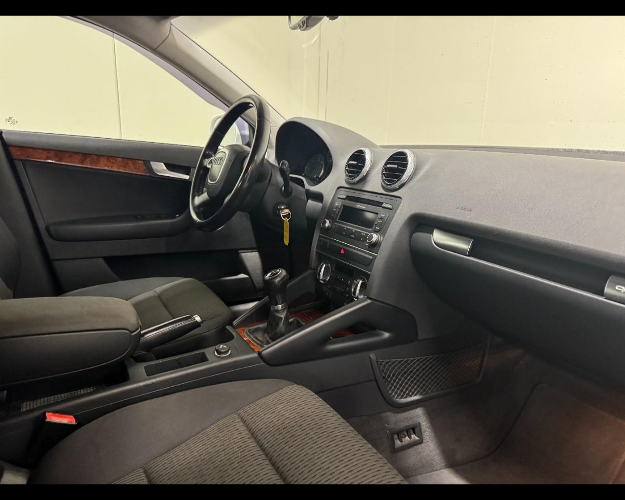 AUDI A3 SPORTBACK 2.0 TDI AMBIENTE QUATTRO