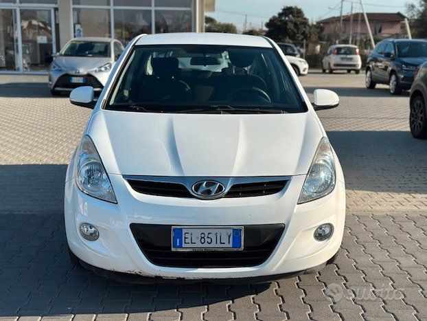 HYUNDAI i20 5 porte - 2012