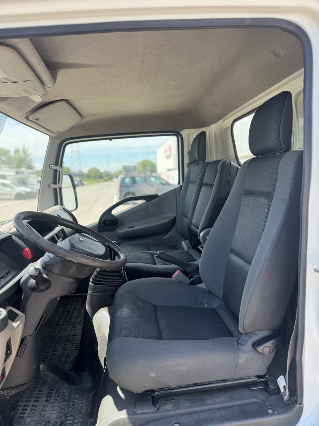 NISSAN CABSTAR NT400 RIBALTABILE TRILATERALE 2016