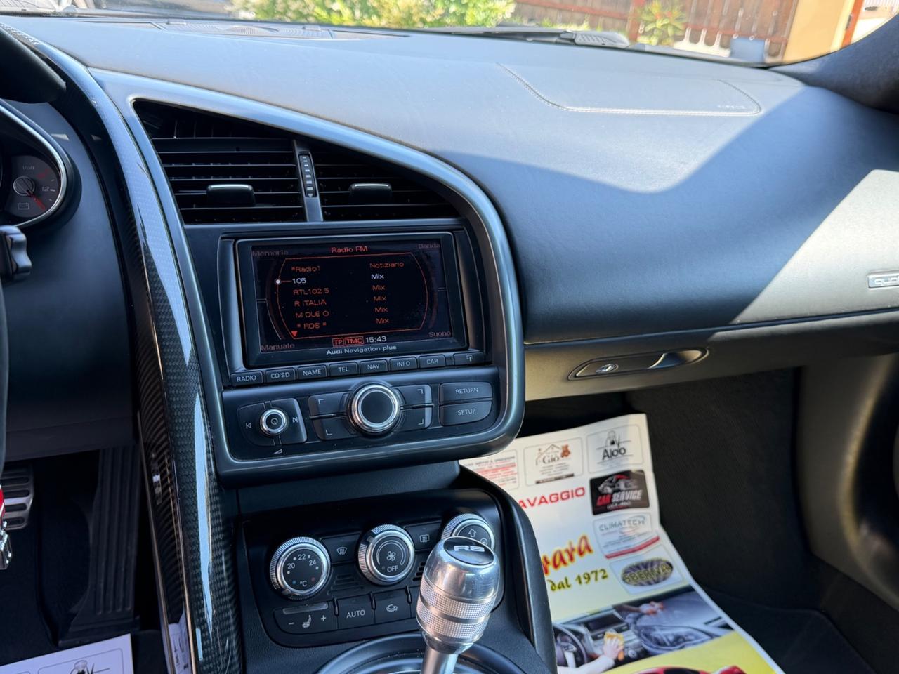 Audi R8 4.2 V8 FSI quattro R tronic