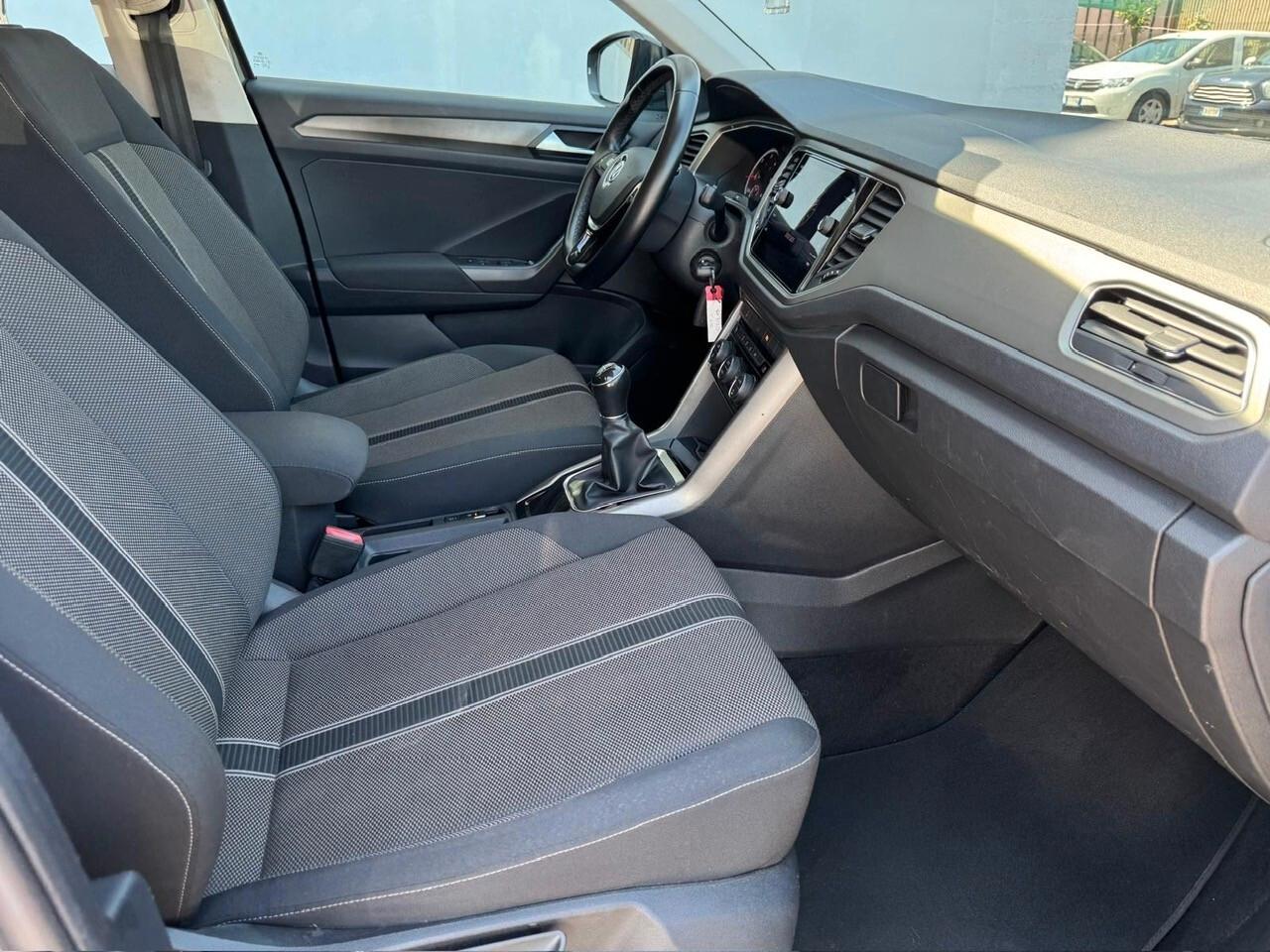Volkswagen T-Roc 1.6 TDI SCR Advanced BlueMotion Technology*EURO6*NAVI*CERCHI
