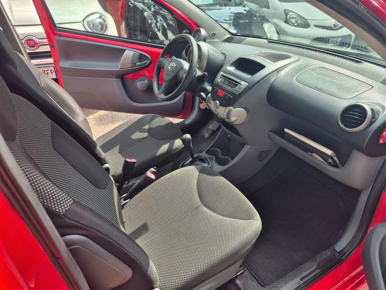 Toyota Aygo 1.0 12V VVT-i 3 porte Sol