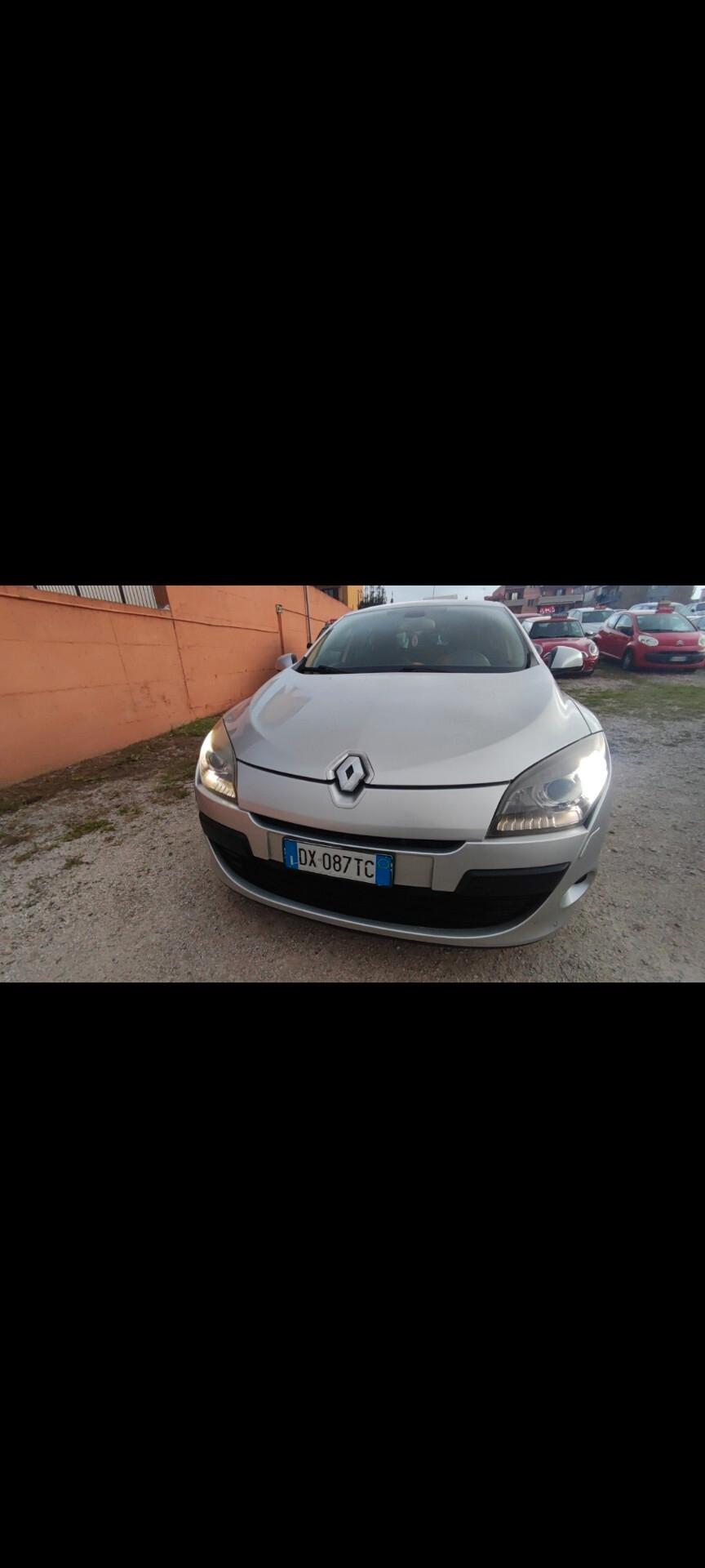 Renault Megane Mégane Coupé 1.5 dCi 110CV Dynamique