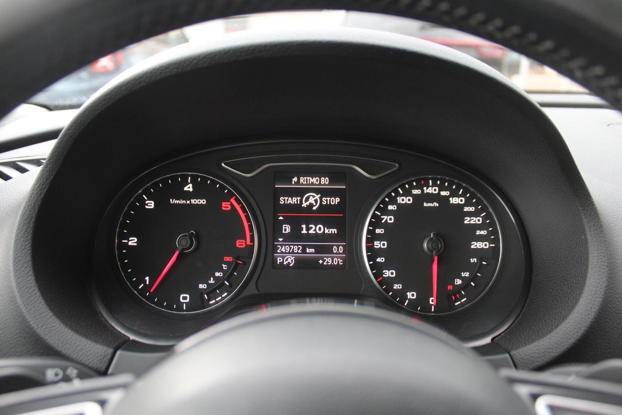 Audi A3 1.6 TDI clean diesel S tronic Ambiente
