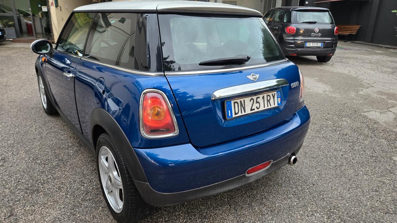 Mini 1.6 16V Cooper