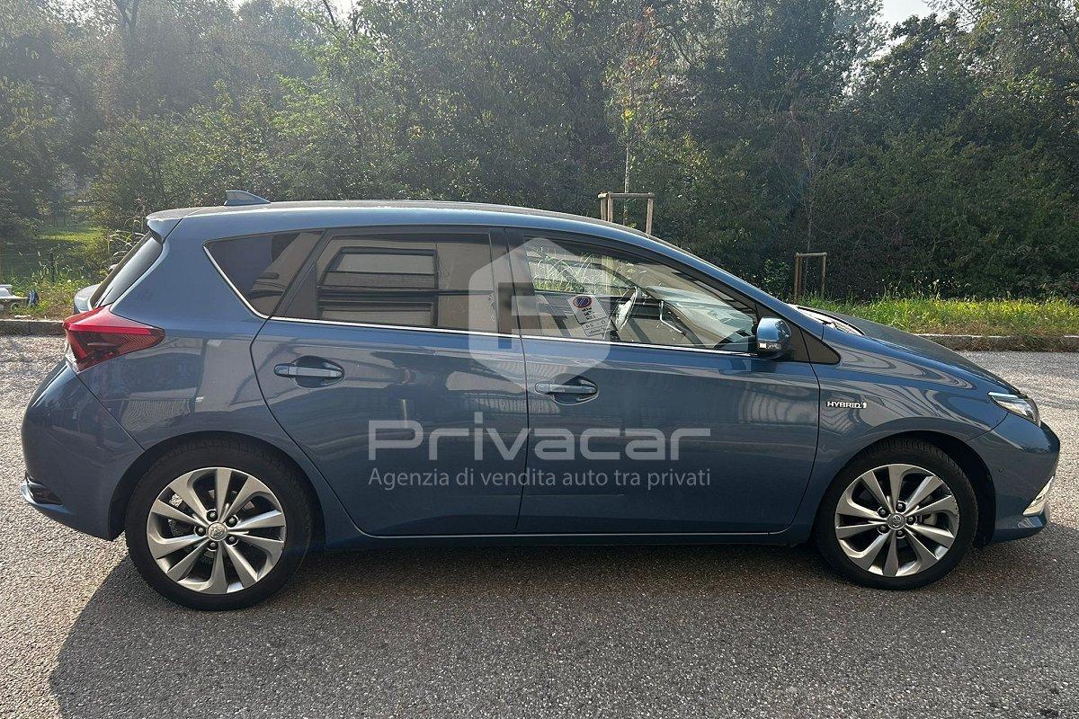 TOYOTA Auris 1.8 Hybrid Lounge