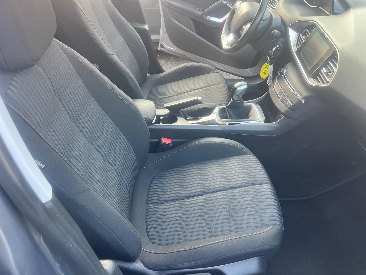 Peugeot 308 BlueHDi 150 S&S Business