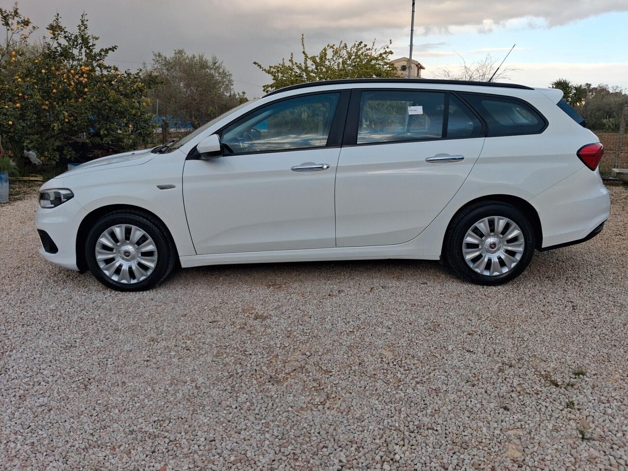 Fiat Tipo sw 1.600cc 120 cv anno 2018