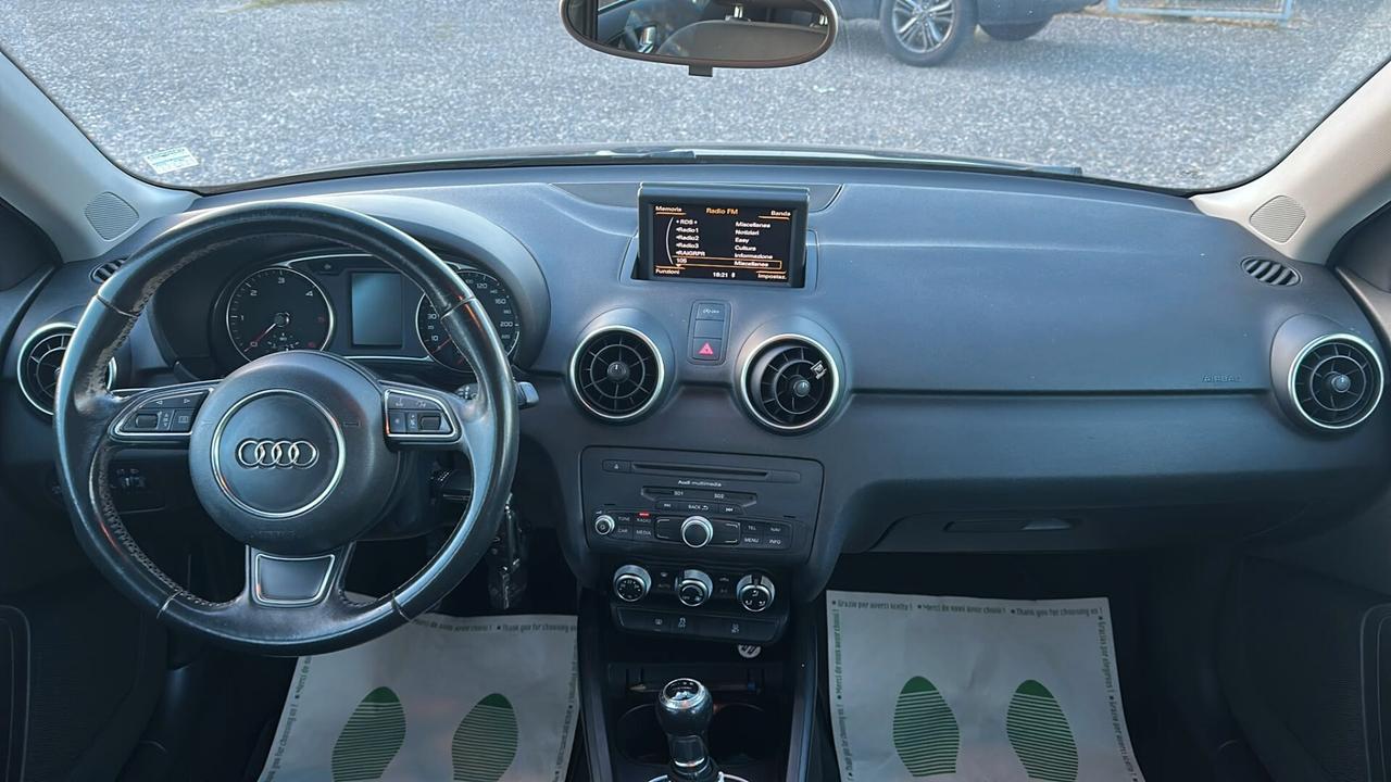 Audi A1 1.6 TDI S tronic line edition plus