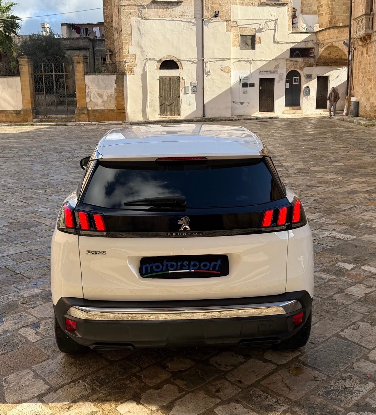 Peugeot 3008 BlueHDi 130 S&S Business