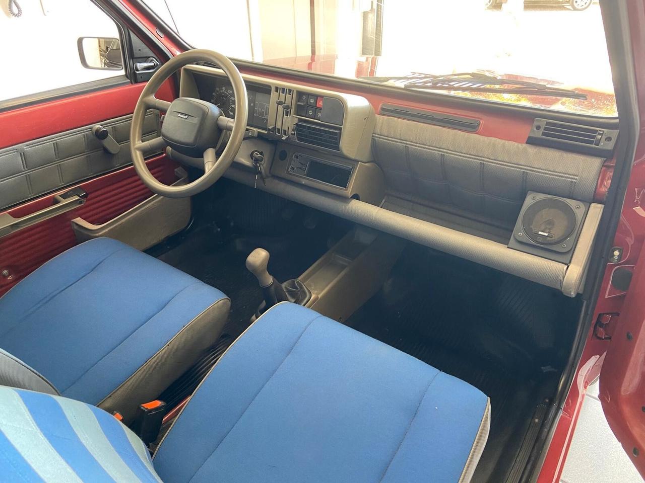 Fiat Panda 900 i.e. cat Young