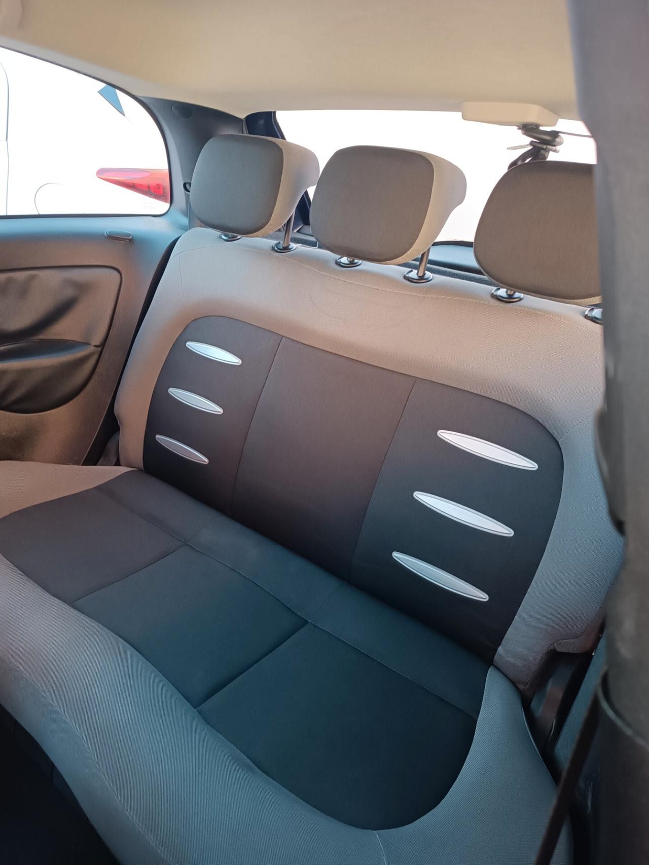 Lancia Ypsilon 1.2 Argento