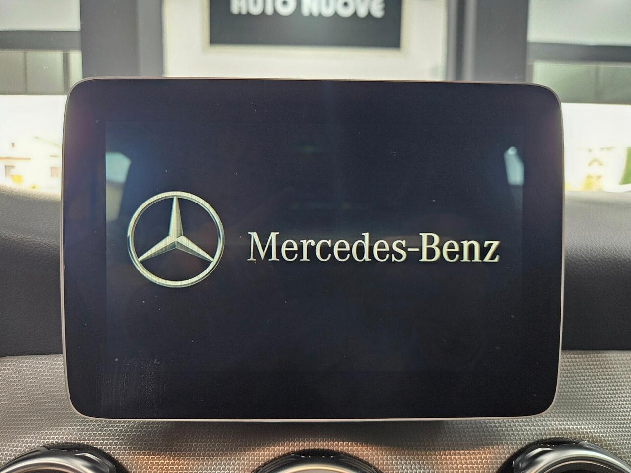 Mercedes-Benz GLA 200 d Sport 4matic auto - IVA ESPOSTA