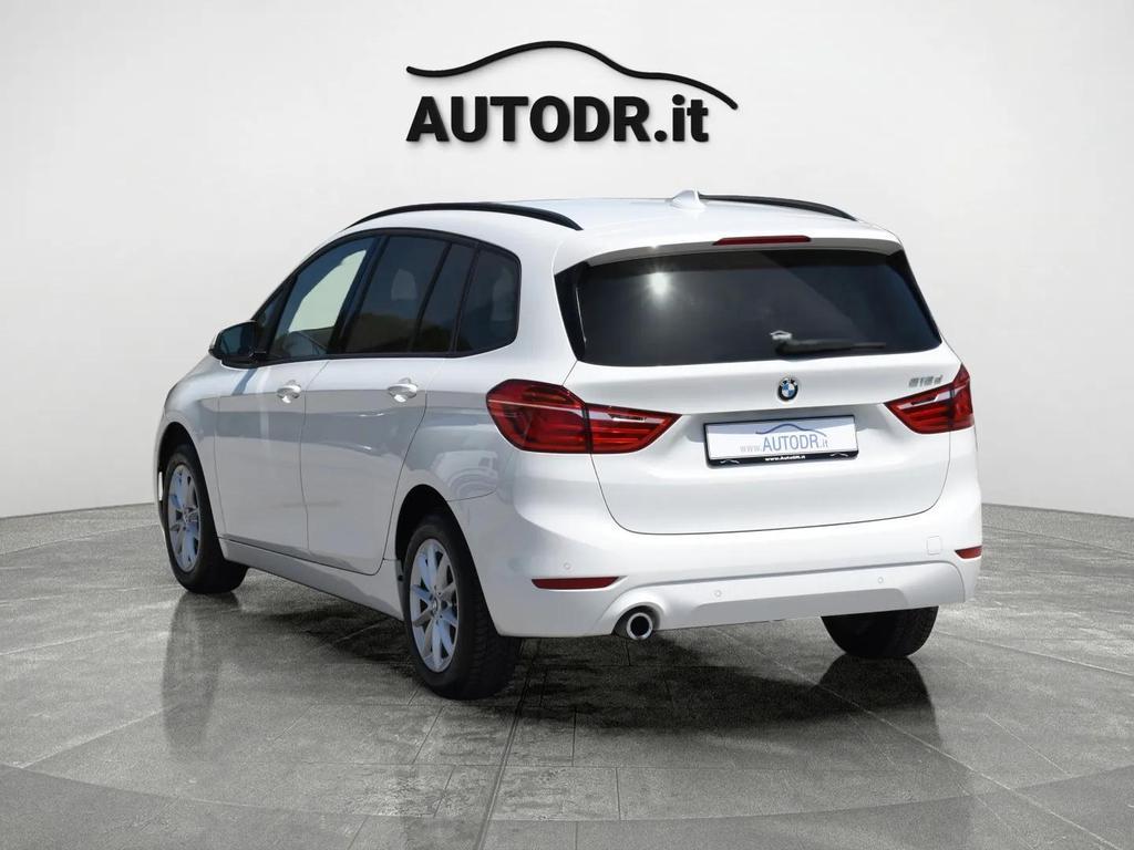 BMW Serie 216d Business autom. 7posti LED, Navi, Vetri oscurati