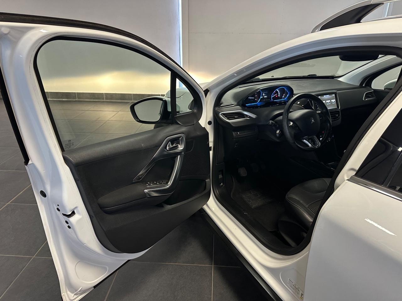 PEUGEOT 2008 ALLURE 1.6 BLUEHDI 100CV PRONTA CONSEGNA