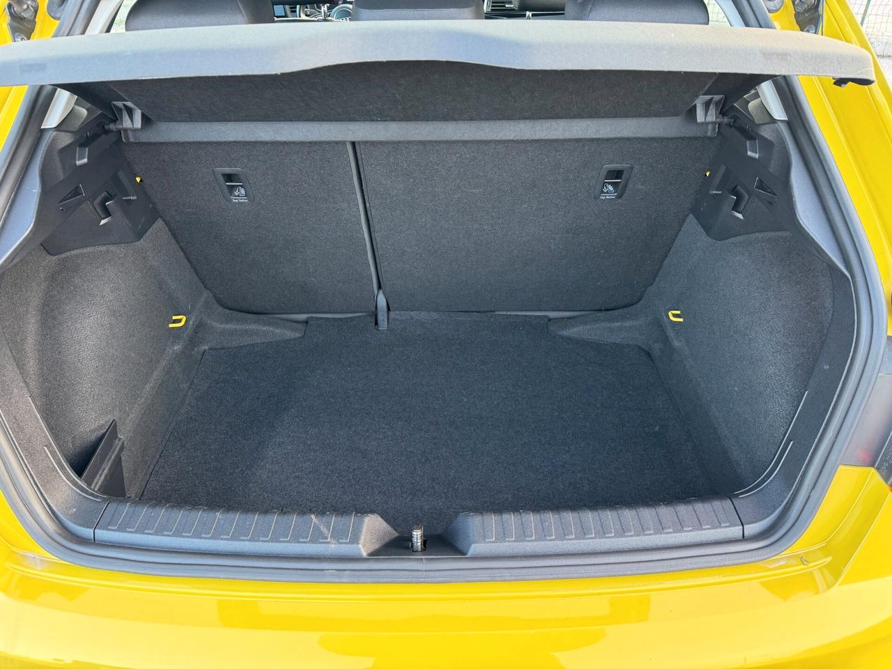 Audi A1 citycarver 30 TFSI