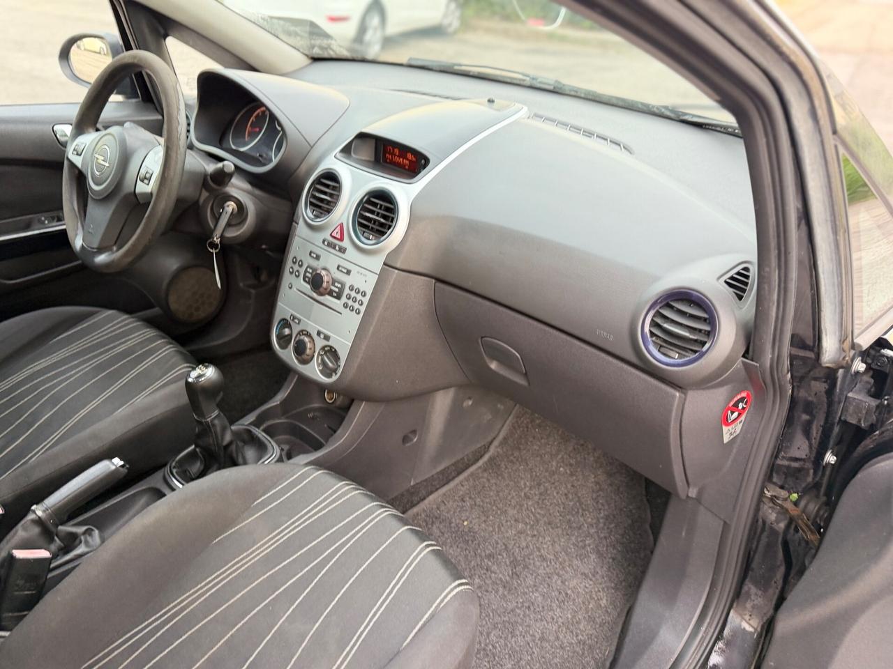 Opel Corsa 1.2 80CV 5 porte GPL-TECH Enjoy