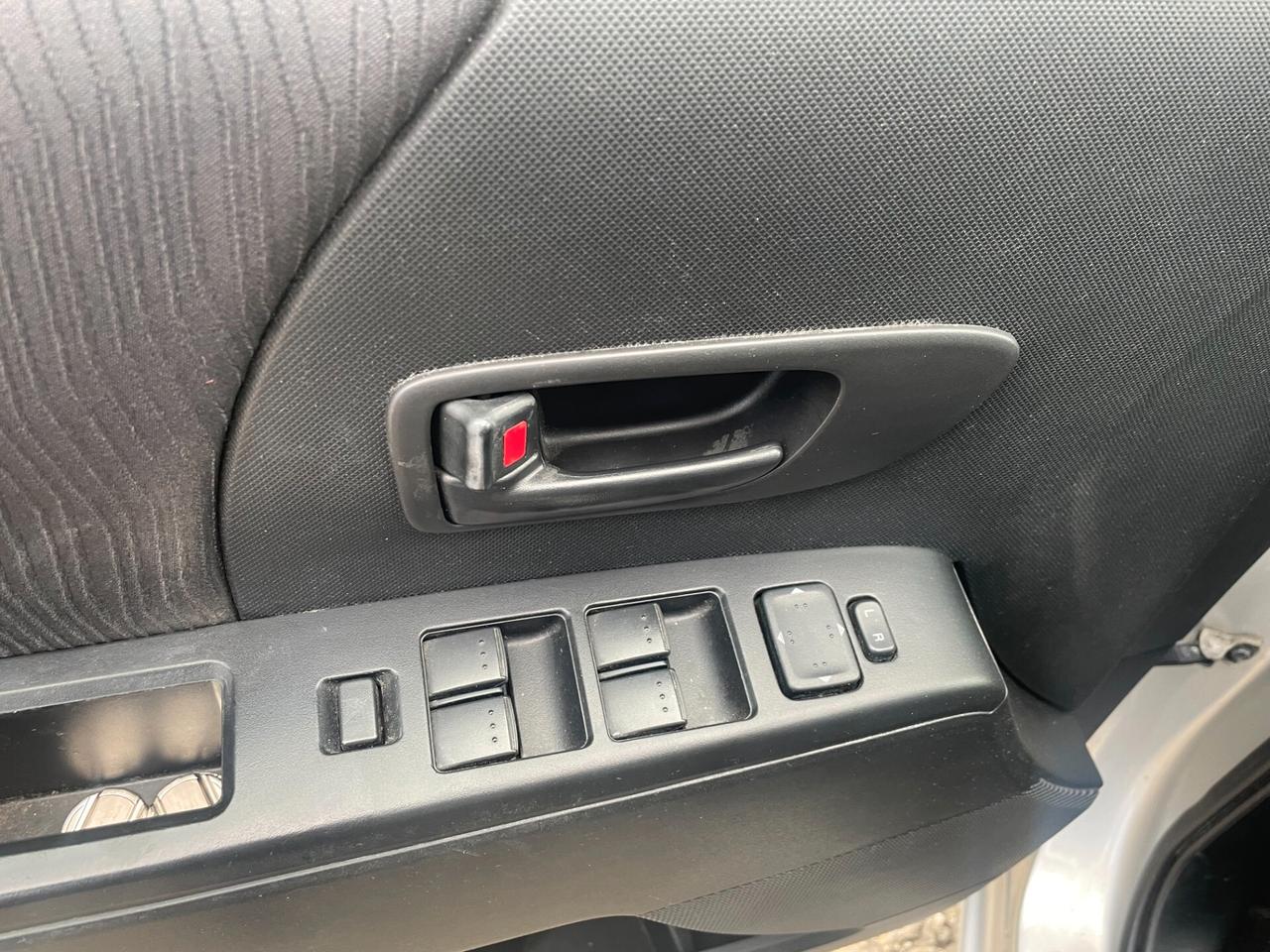 Mazda 5 Mazda5 2.0 MZ-CD 16V 110CV Extra 7 POSTI