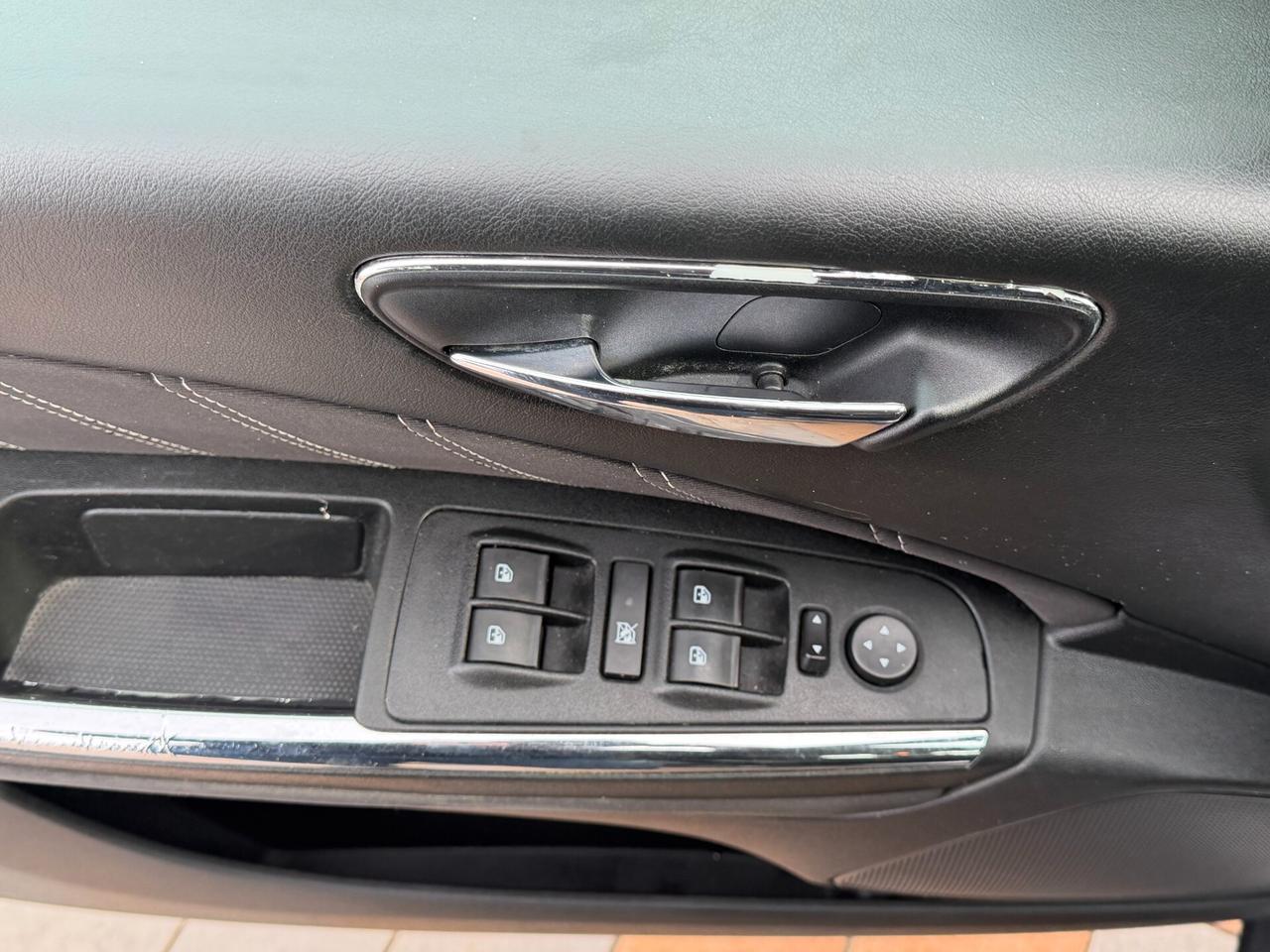 Lancia Delta 1.4 T JET 120 cv. ARGENTO (Impianto GPL)