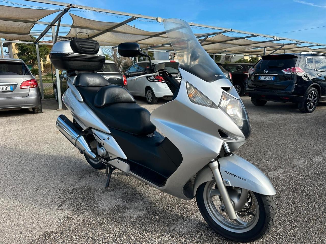 Honda Silver Wing 600