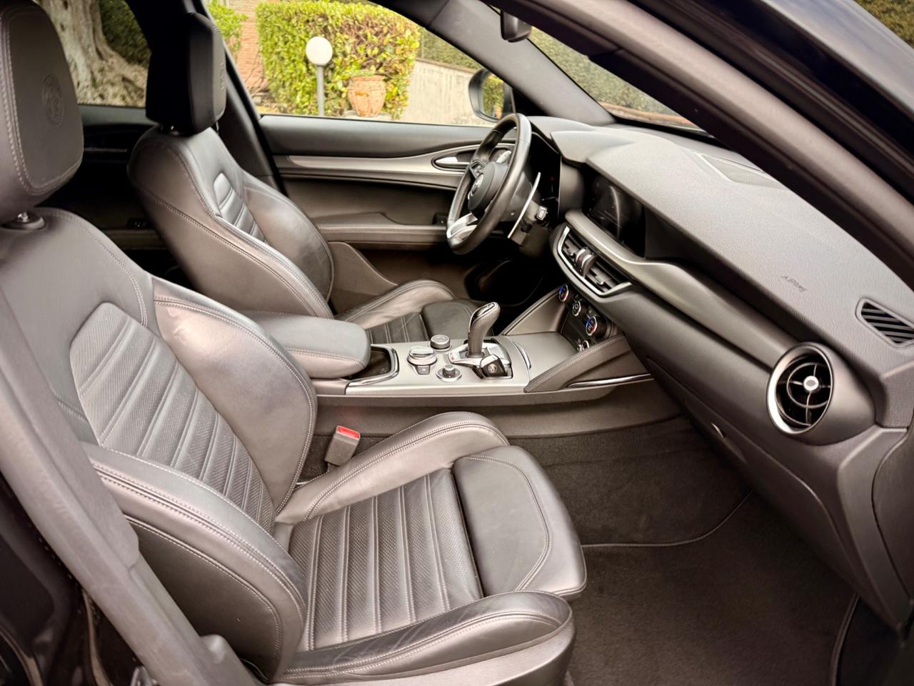 Alfa Romeo Stelvio 2.2 Turbodiesel 210 CV AT8 Q4 Veloce Fatture Tagliandi