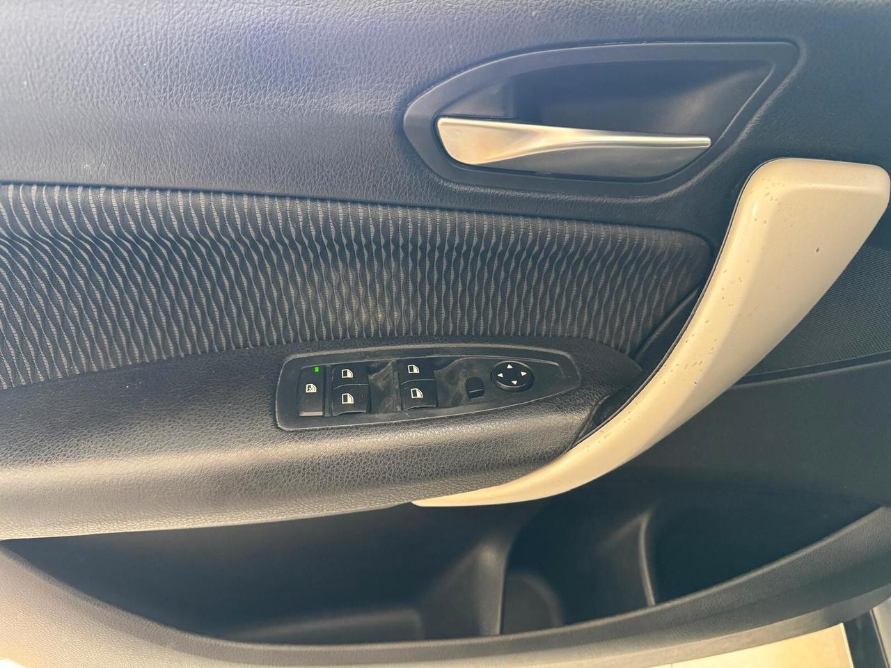 Bmw 118 118d 5p. Advantage FULL OPTIONAL SUBITO DISPONIBILE