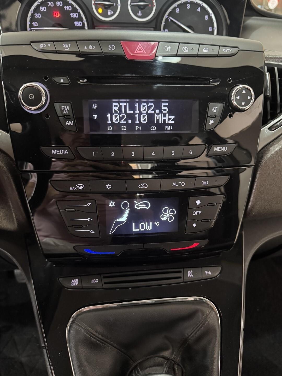 LANCIA YPSILON 900 T.Air