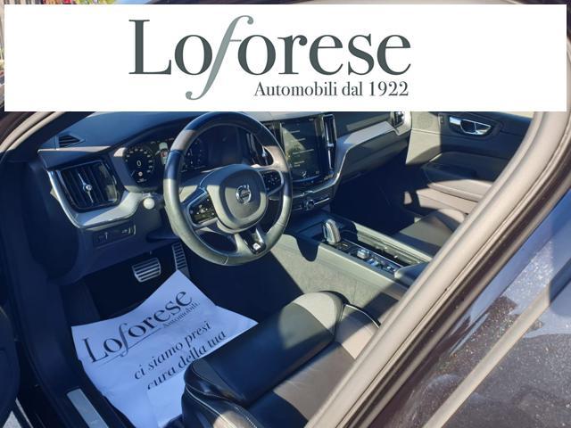 VOLVO XC60 B4 (d) AWD Geartronic R-design