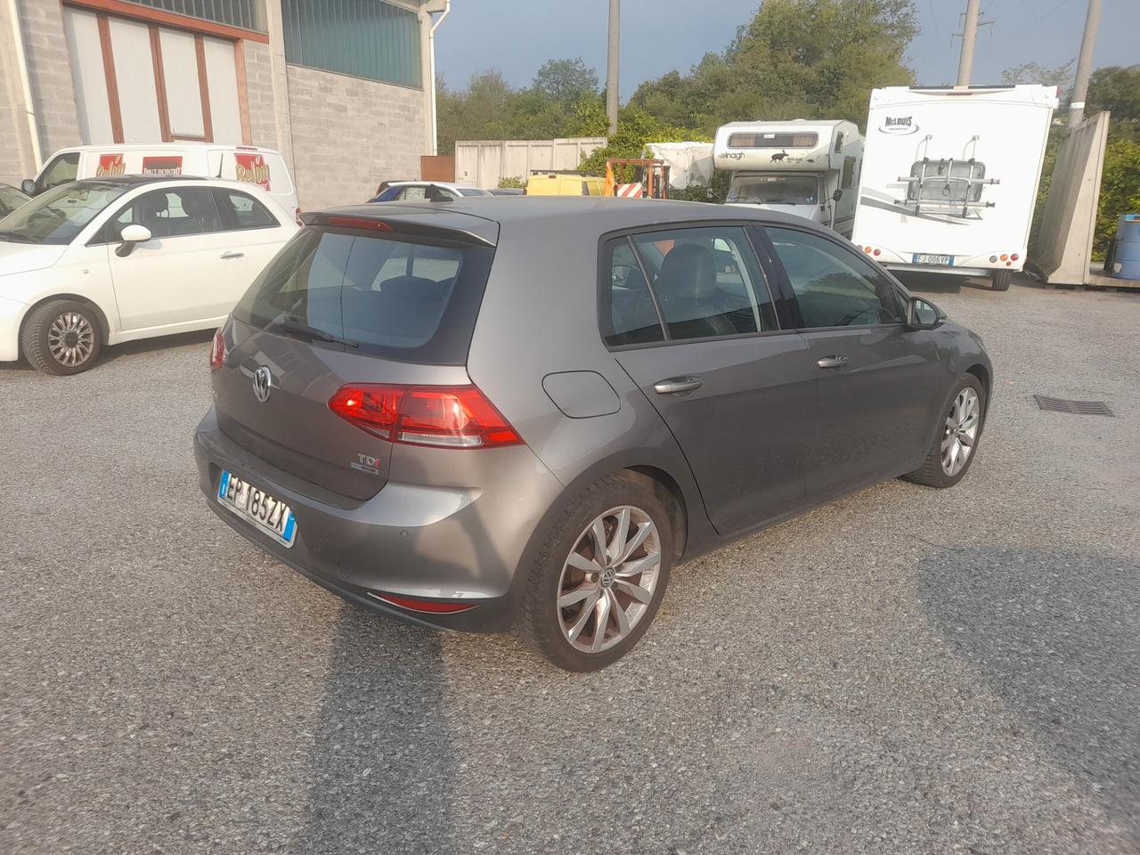 Volkswagen Golf Business 1.6 TDI DSG 5p. Highline