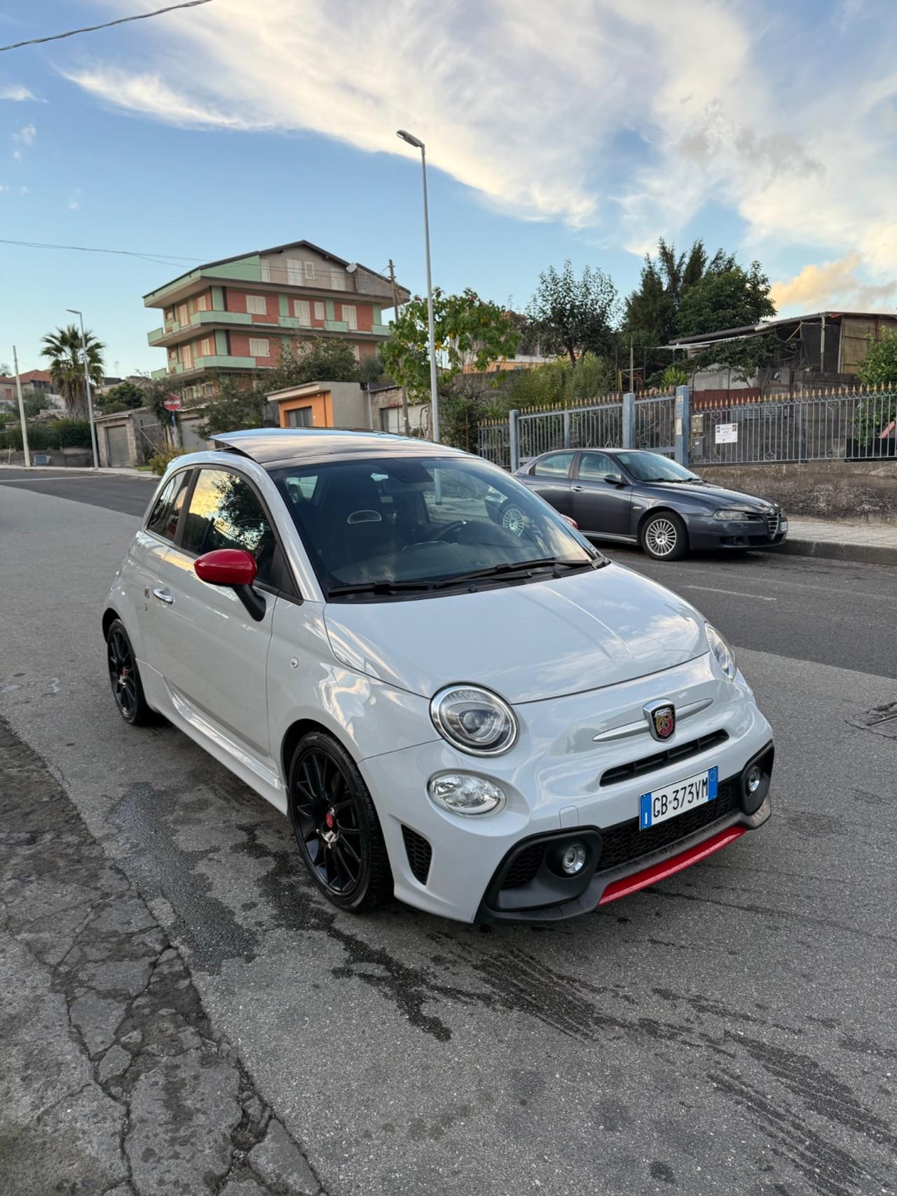 Abarth 595 1.4 Turbo T-Jet 165 CV Turismo
