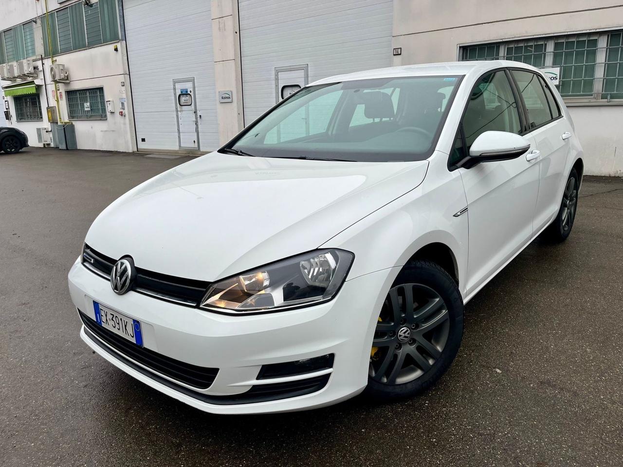 Volkswagen Golf 1.4metano 2015 143.000km perfetta per neopatentati