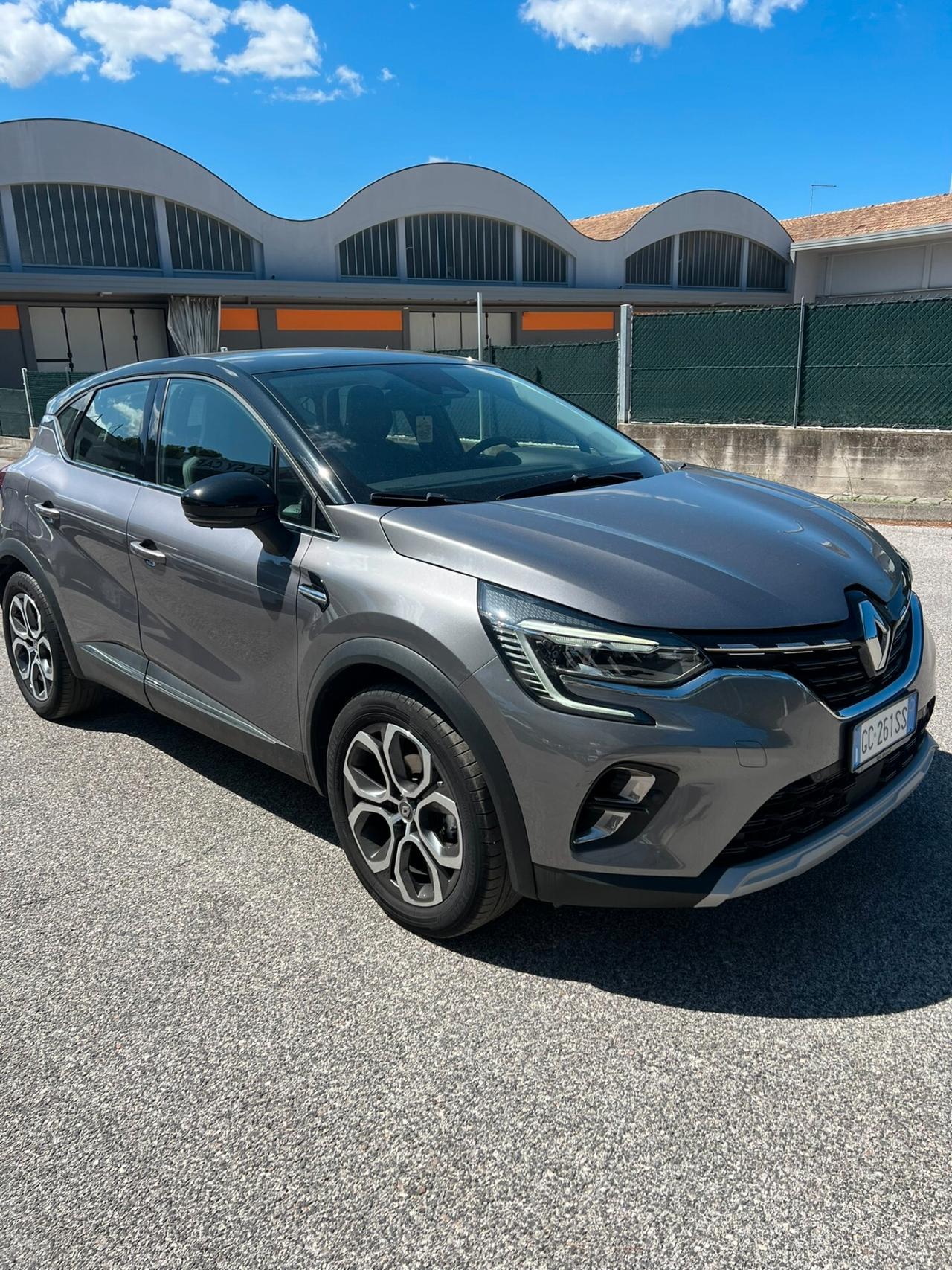 Captur GPL 55.950 KM