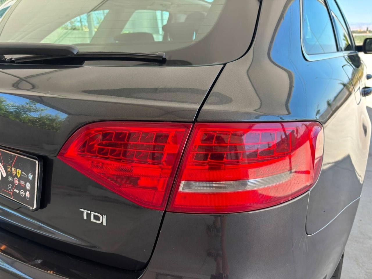 Audi A4 2.0 TDI 143CV s line