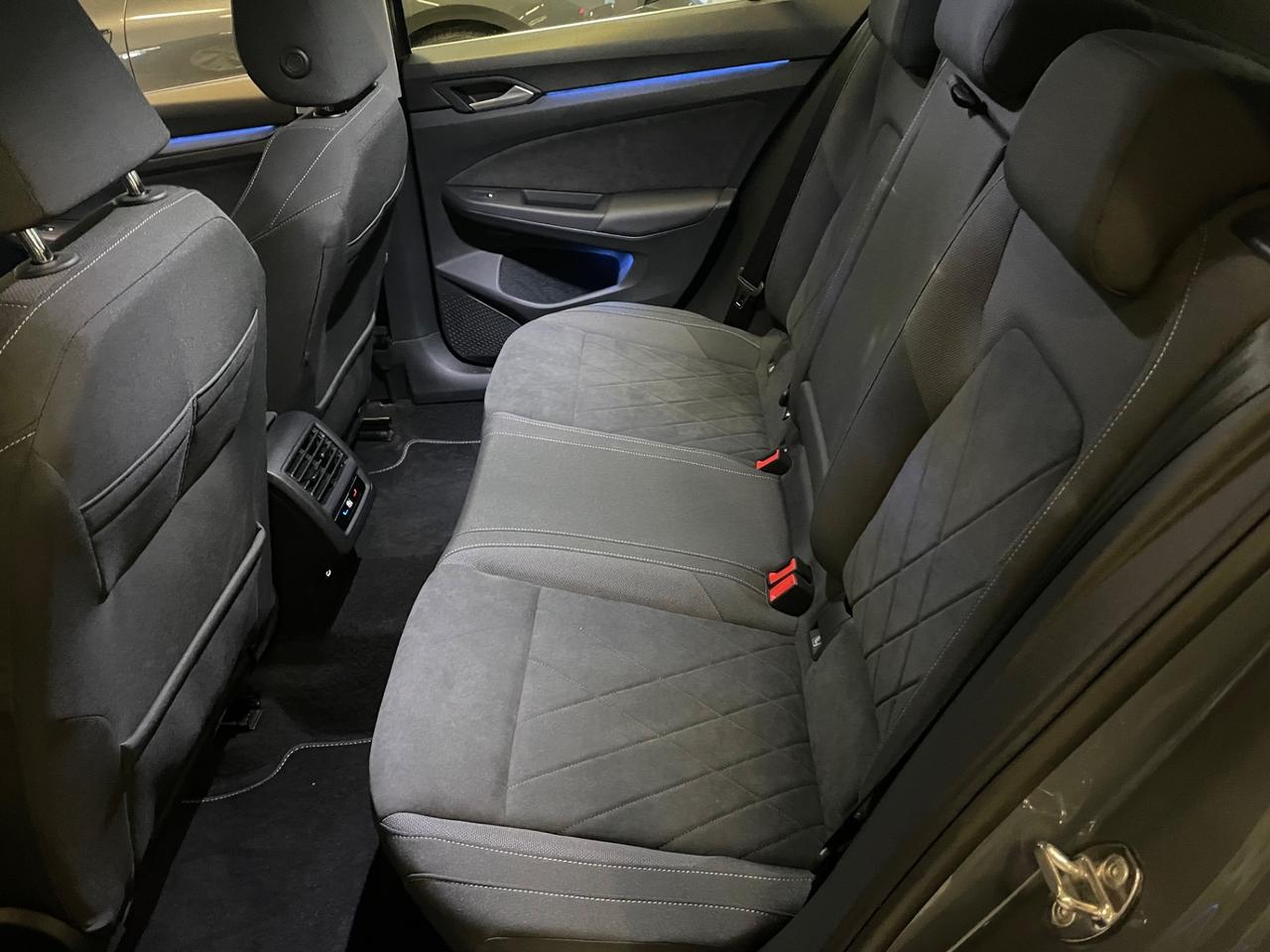 Volkswagen Golf 1.5 eTSI 130 CV DSG Style