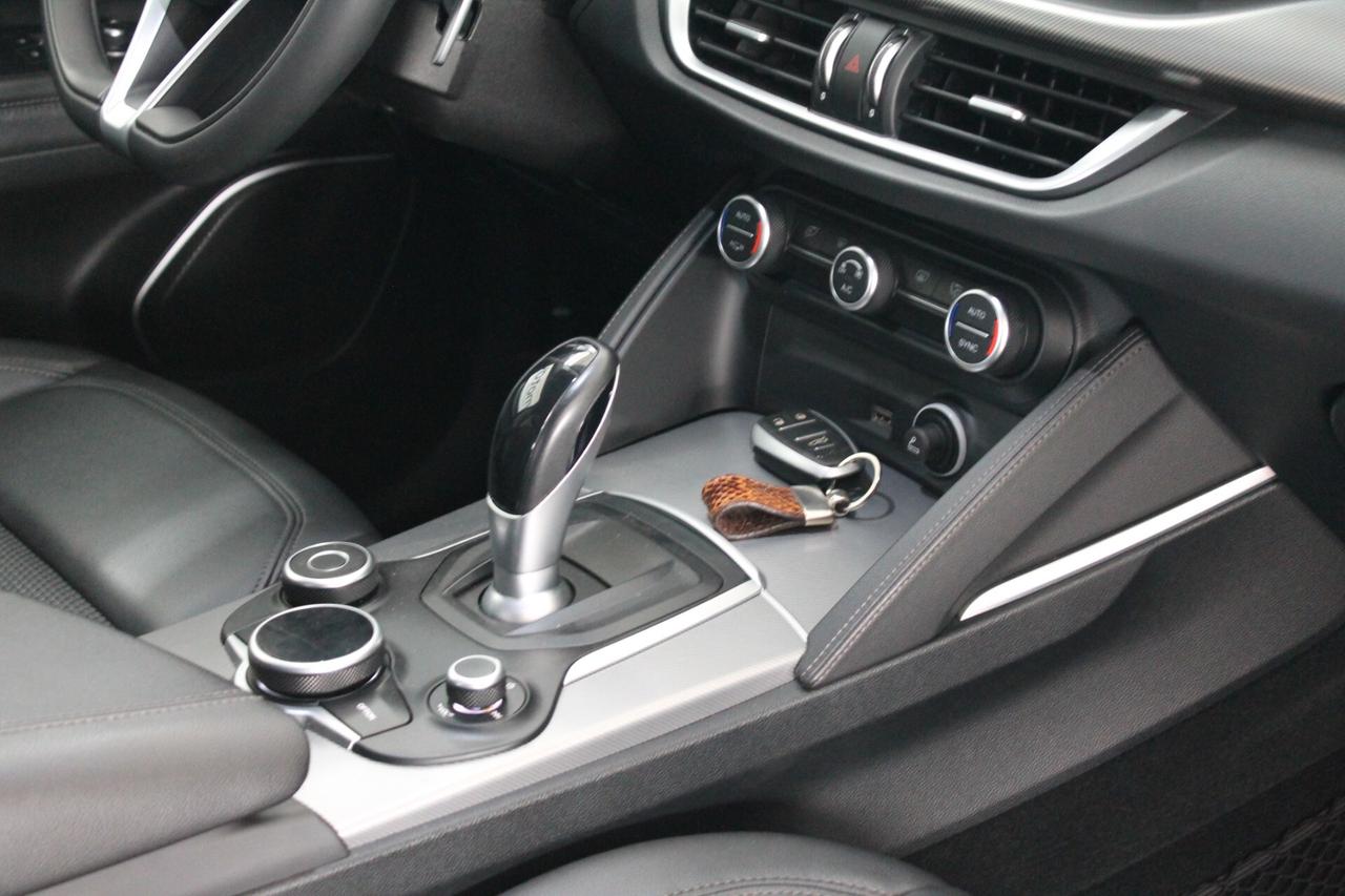 Alfa Romeo Stelvio 2.2 Turbodiesel 190 CV AT8 Q4 Super